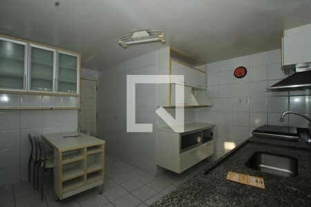 Apartamento para alugar com 225m², 2 quartos e 2 vagasCozinha - Armários