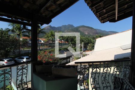 Casa à venda com 250m², 3 quartos e 3 vagasVaranda da suíte