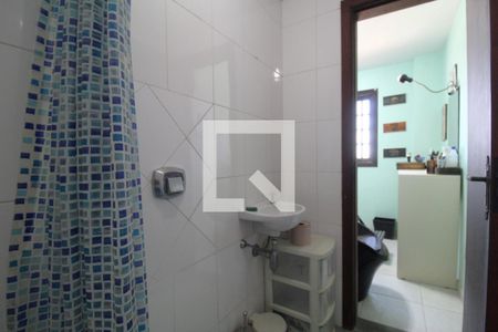 Casa à venda com 250m², 3 quartos e 3 vagasÁrea de serviço - Banheiro