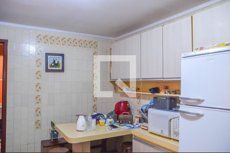 Casa à venda com 220m², 3 quartos e 3 vagas Casa à venda com 220m², 3 quartos e 3 vagasCozinha