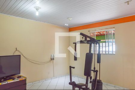 Casa à venda com 220m², 3 quartos e 3 vagas Casa à venda com 220m², 3 quartos e 3 vagasSacada