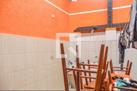 Casa à venda com 220m², 3 quartos e 3 vagas Casa à venda com 220m², 3 quartos e 3 vagasÁrea de Serviço