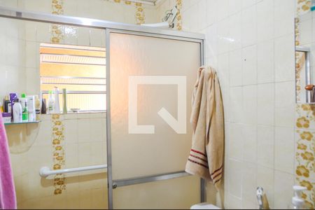 Casa à venda com 220m², 3 quartos e 3 vagas Casa à venda com 220m², 3 quartos e 3 vagasBanheiro