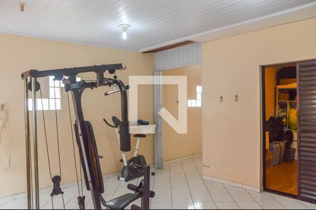 Casa à venda com 220m², 3 quartos e 3 vagas Casa à venda com 220m², 3 quartos e 3 vagasSacada