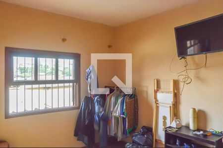 Casa à venda com 220m², 3 quartos e 3 vagas Casa à venda com 220m², 3 quartos e 3 vagasQuarto 3