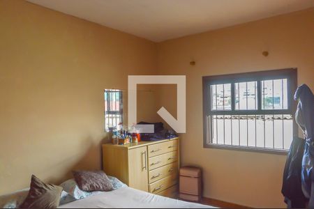 Casa à venda com 220m², 3 quartos e 3 vagas Casa à venda com 220m², 3 quartos e 3 vagasQuarto 3