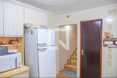 Casa à venda com 220m², 3 quartos e 3 vagas Casa à venda com 220m², 3 quartos e 3 vagasCozinha