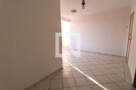 Sala de apartamento para alugar com 3 quartos, 85m² em Conjunto Fabiana, Goiânia