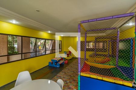 Apartamento à venda com 116m², 3 quartos e 2 vagas Apartamento à venda com 116m², 3 quartos e 2 vagasÁrea comum - Brinquedoteca