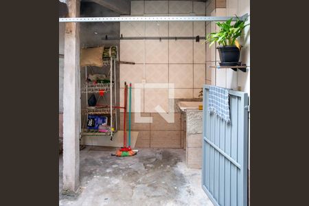 Casa à venda com 124m², 4 quartos e 2 vagasÁrea de Serviço