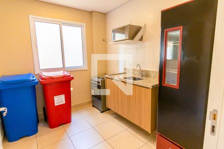 Apartamento à venda com 32m², 2 quartos e sem vagaÁrea comum - Salão de festas