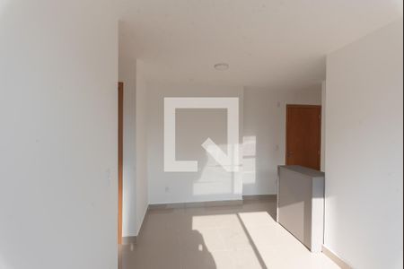 Sala de apartamento para alugar com 2 quartos, 43m² em Parque Industrial, Campinas