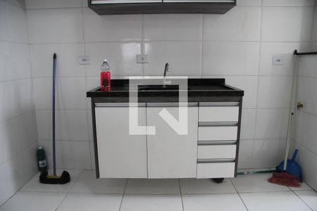 Apartamento para alugar com 69m², 2 quartos e 1 vagaCozinha e Área de Serviço