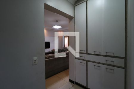 Casa à venda com 195m², 3 quartos e 3 vagasCozinha - Dispensa