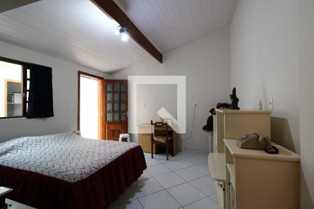 Casa à venda com 195m², 3 quartos e 3 vagasSuíte 2