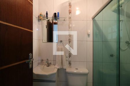 Casa à venda com 195m², 3 quartos e 3 vagasBanheiro da Suíte 2