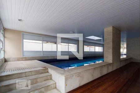 Apartamento à venda com 132m², 3 quartos e 2 vagas Apartamento à venda com 132m², 3 quartos e 2 vagasPiscina Coberta