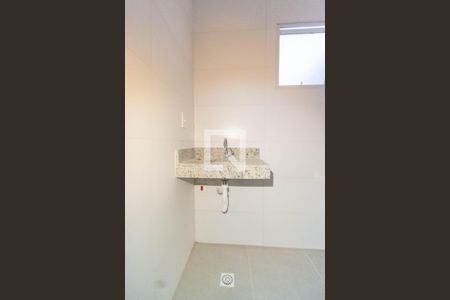 Banheiro de apartamento para alugar com 1 quarto, 27m² em Vila Dom Pedro Ii, São Paulo