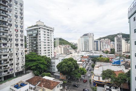 Apartamento para alugar com 149m², 3 quartos e 2 vagas Apartamento para alugar com 149m², 3 quartos e 2 vagasVista da Varanda da Quarto 3