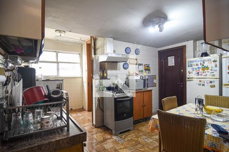 Apartamento para alugar com 149m², 3 quartos e 2 vagas Apartamento para alugar com 149m², 3 quartos e 2 vagasCozinha