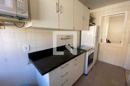Apartamento à venda com 50m², 1 quarto e 1 vaga Apartamento à venda com 50m², 1 quarto e 1 vagaCozinha