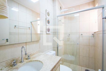 Casa de condomínio para alugar com 200m², 3 quartos e 2 vagas Casa de condomínio para alugar com 200m², 3 quartos e 2 vagasBanheiro social