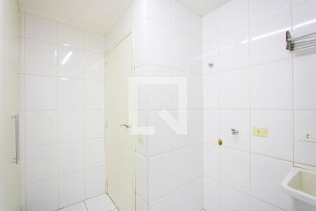 Casa de condomínio para alugar com 200m², 3 quartos e 2 vagas Casa de condomínio para alugar com 200m², 3 quartos e 2 vagasÁrea de serviço