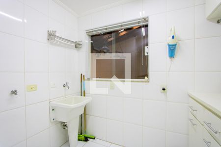 Casa de condomínio para alugar com 200m², 3 quartos e 2 vagas Casa de condomínio para alugar com 200m², 3 quartos e 2 vagasÁrea de serviço