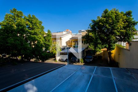 Casa de condomínio para alugar com 200m², 3 quartos e 2 vagas Casa de condomínio para alugar com 200m², 3 quartos e 2 vagasVista do quarto 1