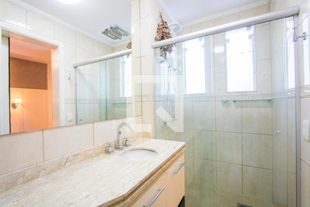 Casa de condomínio para alugar com 200m², 3 quartos e 2 vagas Casa de condomínio para alugar com 200m², 3 quartos e 2 vagasBanheiro do quarto 1