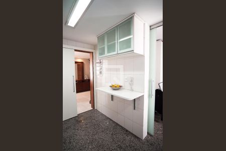 Apartamento para alugar com 120m², 4 quartos e 2 vagasCozinha