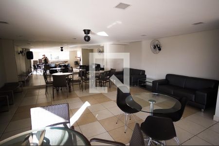 Apartamento para alugar com 120m², 4 quartos e 2 vagasÁrea comum - Salão de festas
