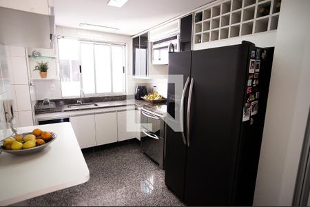 Apartamento para alugar com 120m², 4 quartos e 2 vagasCozinha