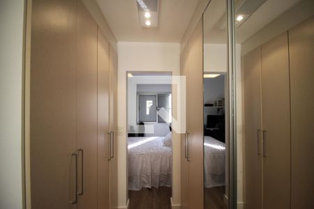 Apartamento à venda com 71m², 2 quartos e 2 vagasQuarto 2