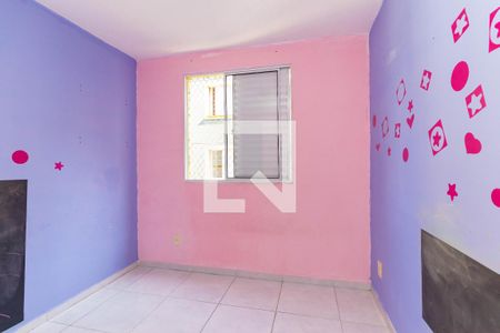 Quarto 2 de apartamento para alugar com 2 quartos, 45m² em Vila Carmosina, São Paulo