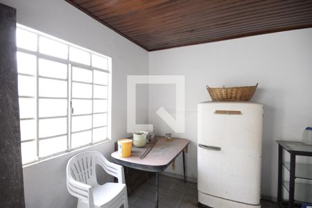 Casa à venda com 343m², 3 quartos e 3 vagasQuarto de Serviço