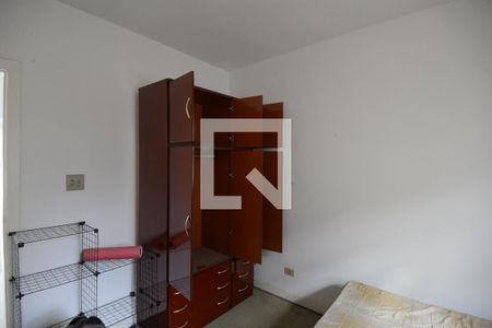 Casa à venda com 343m², 3 quartos e 3 vagasQuarto fundos