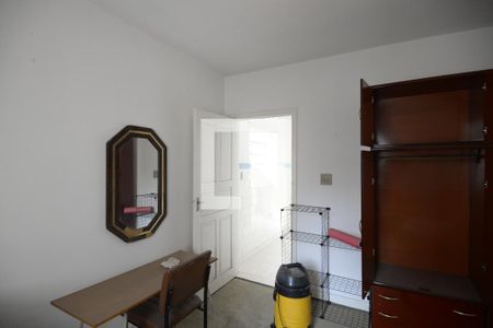 Casa à venda com 343m², 3 quartos e 3 vagasQuarto fundos