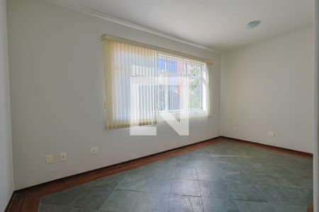 Sala de apartamento para alugar com 2 quartos, 66m² em Santo Antônio, Belo Horizonte