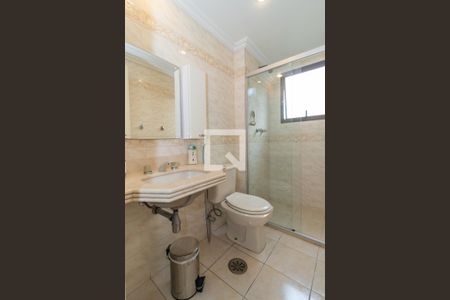 Apartamento para alugar com 210m², 4 quartos e 3 vagas Apartamento para alugar com 210m², 4 quartos e 3 vagasBanheiro da Suíte 3