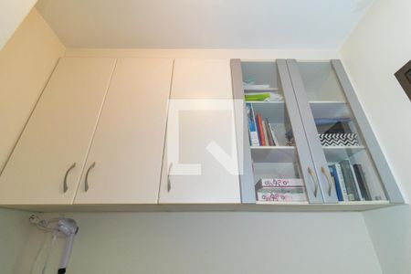 Apartamento para alugar com 210m², 4 quartos e 3 vagas Apartamento para alugar com 210m², 4 quartos e 3 vagasQuarto de Serviço