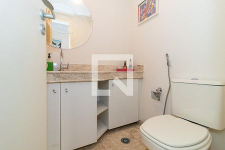 Apartamento para alugar com 210m², 4 quartos e 3 vagas Apartamento para alugar com 210m², 4 quartos e 3 vagasLavabo