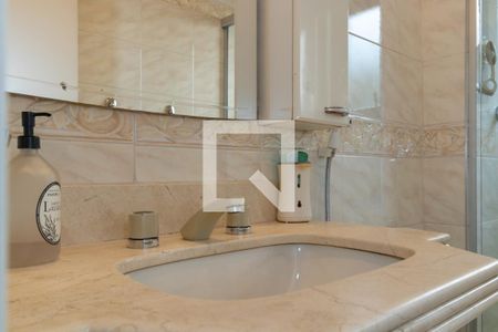 Apartamento para alugar com 210m², 4 quartos e 3 vagas Apartamento para alugar com 210m², 4 quartos e 3 vagasBanheiro da Suíte 3