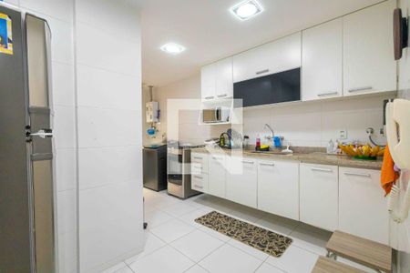 Apartamento à venda com 87m², 3 quartos e 2 vagasCozinha