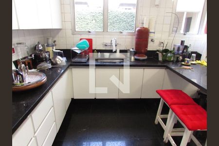 Casa para alugar com 962m², 7 quartos e 10 vagasCozinha