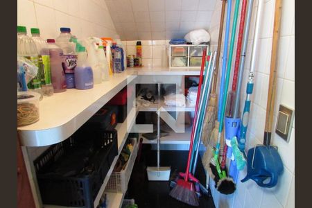 Casa para alugar com 962m², 7 quartos e 10 vagasDespensa