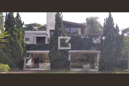 Casa para alugar com 962m², 7 quartos e 10 vagas Casa para alugar com 962m², 7 quartos e 10 vagasFachada