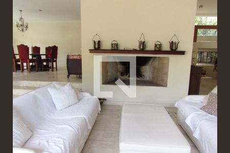 Casa para alugar com 962m², 7 quartos e 10 vagasSala