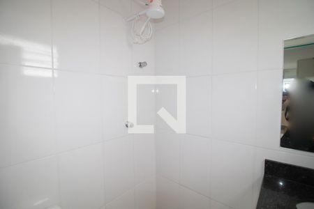 Banheiro  de kitnet/studio para alugar com 1 quarto, 15m² em Vila Maria, São Paulo