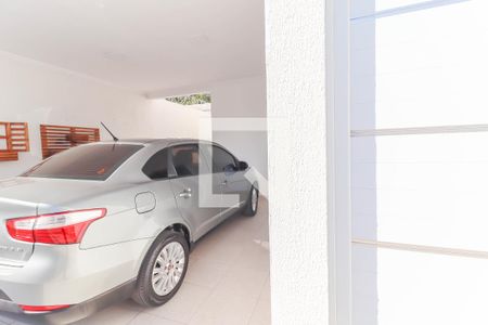 Casa à venda com 210m², 3 quartos e 4 vagas Casa à venda com 210m², 3 quartos e 4 vagasGaragem